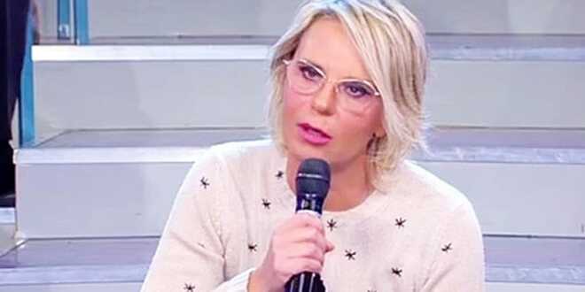 Uomini E Donne Maria De Filippi Esplode Con Alessandro Basta