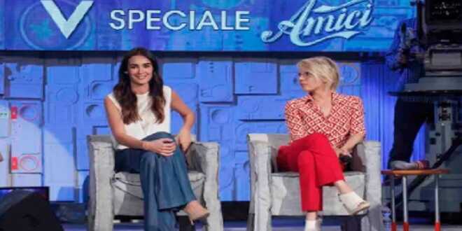 Speciale Amici – Verissimo, svelata la data d’inizio e la conduttrice: esclusi tanti big del programma?