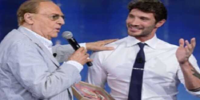 Stefano De Martino criticato duramente: “Come Renzo Arbore? Non basta copiare male”